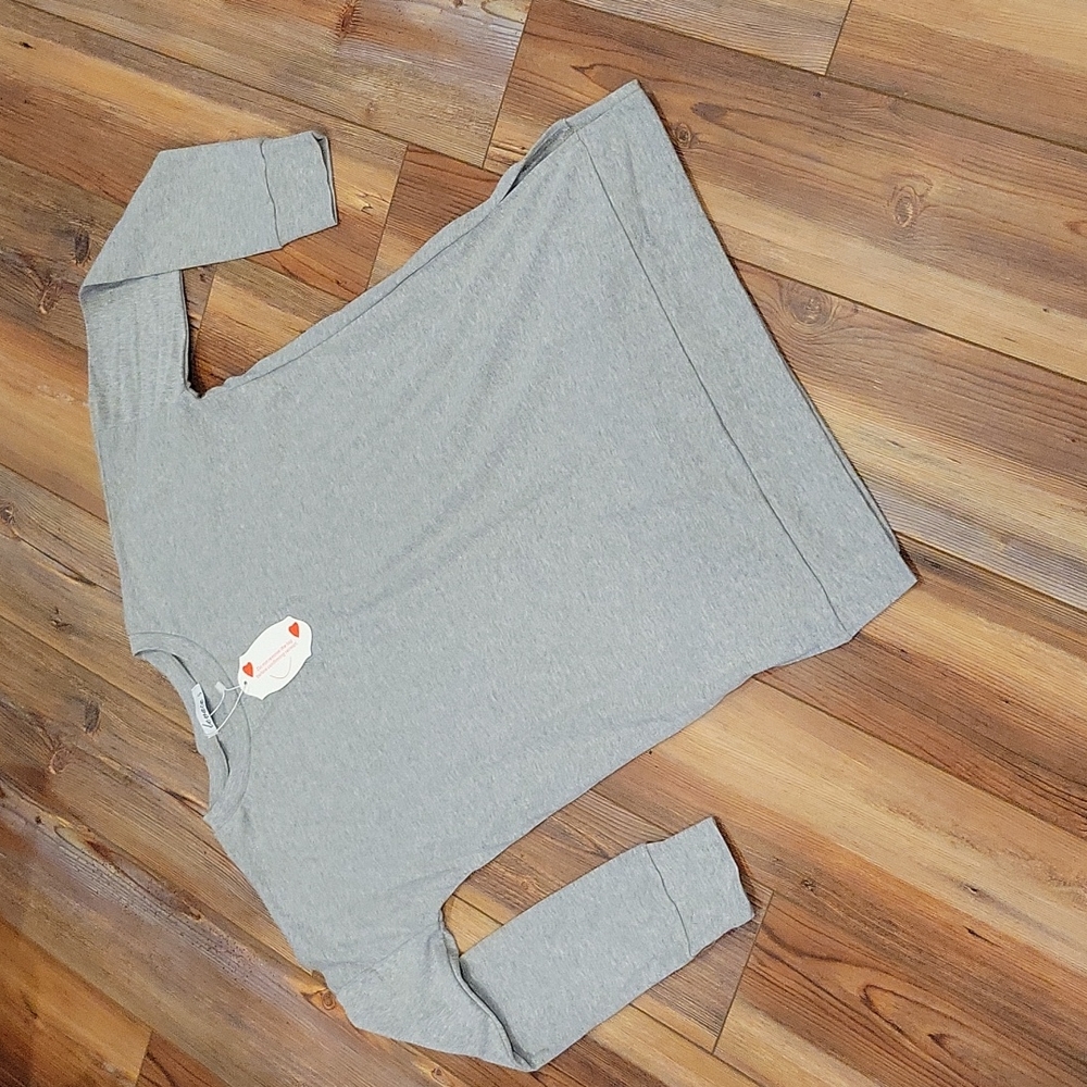 🆕 Levaca long sleeve gray